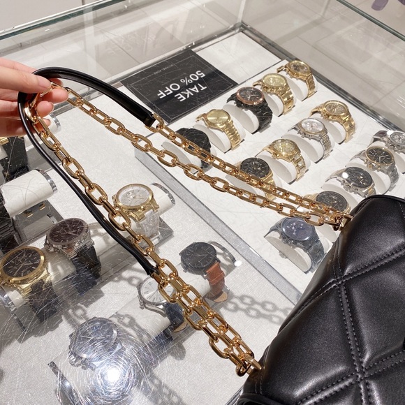 Michael Kors Serena Medium Flap Shoulder Bag - Picture 2 of 10